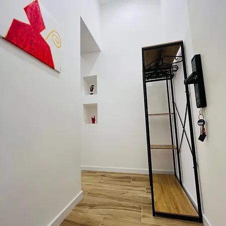 Homestay szállás Alleria Nápoly